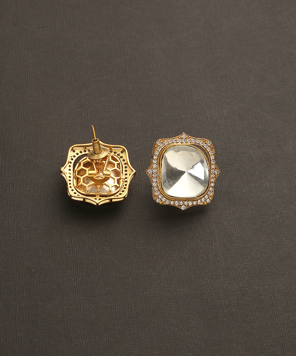 Azizah_Handcrafted_Studs_With_Moissanite_Polki_WeaverStory_03