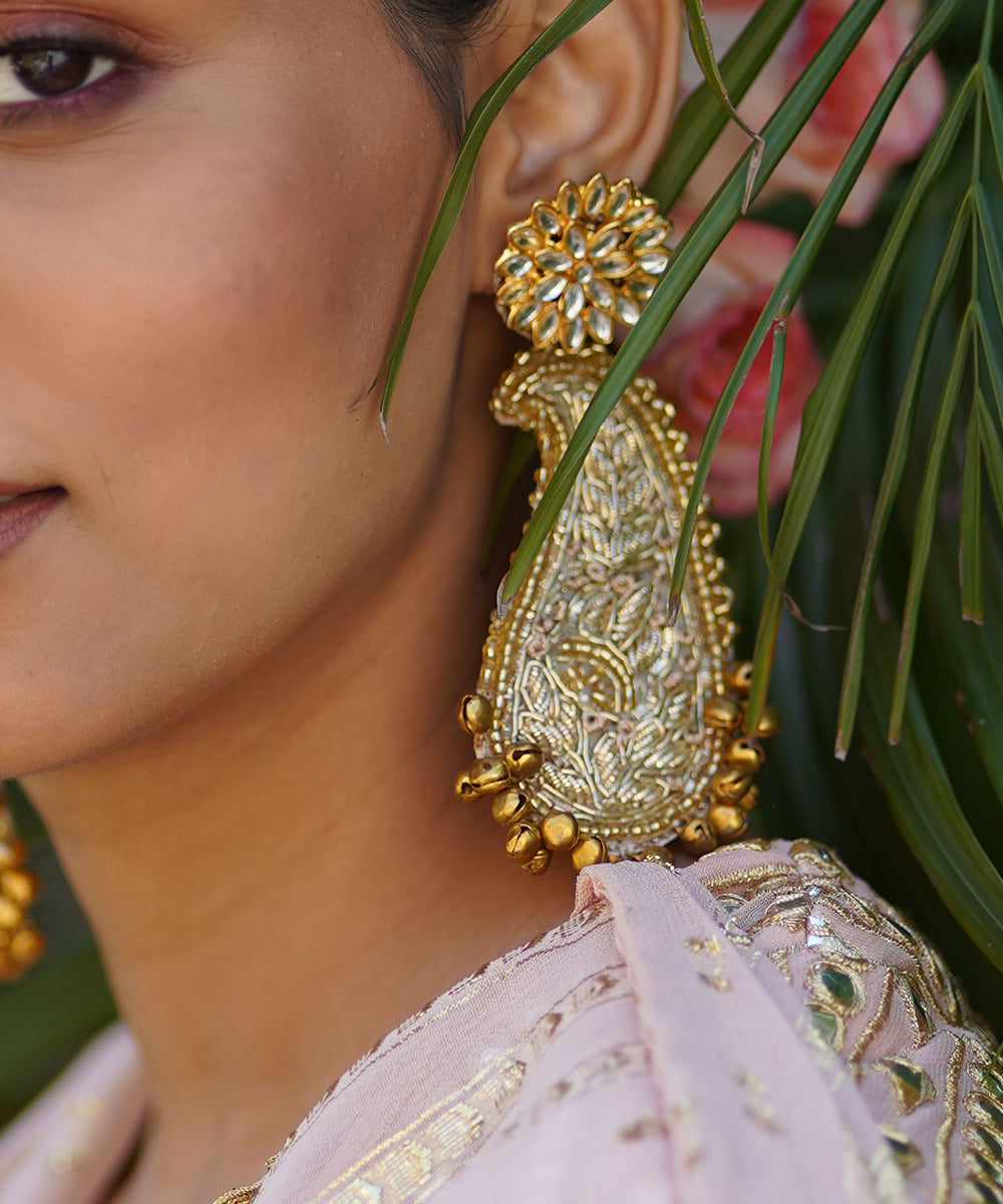 Gold_Paisley_Dangle_Earrings_With_Kundan_Floral_Stud_&amp;_Embroidered_Zardosi_WeaverStory_02