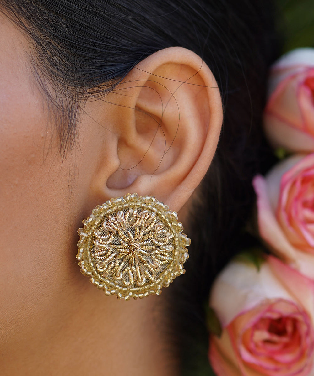 Handcrafted_Gold_&amp;_Silver_Threadwork_Stud_Earrings_WeaverStory_01