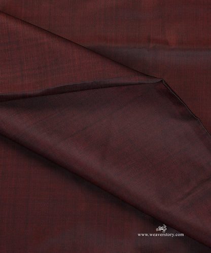 Handloom_Maroon_And_Black_Dual_Tone_Pure_Mushroo_Silk_Banarasi_Fabric_WeaverStory_04