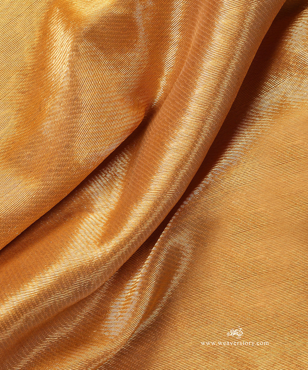 Handloom_Gold_Pure_Tissue_Chanderi_Fabric_WeaverStory_05