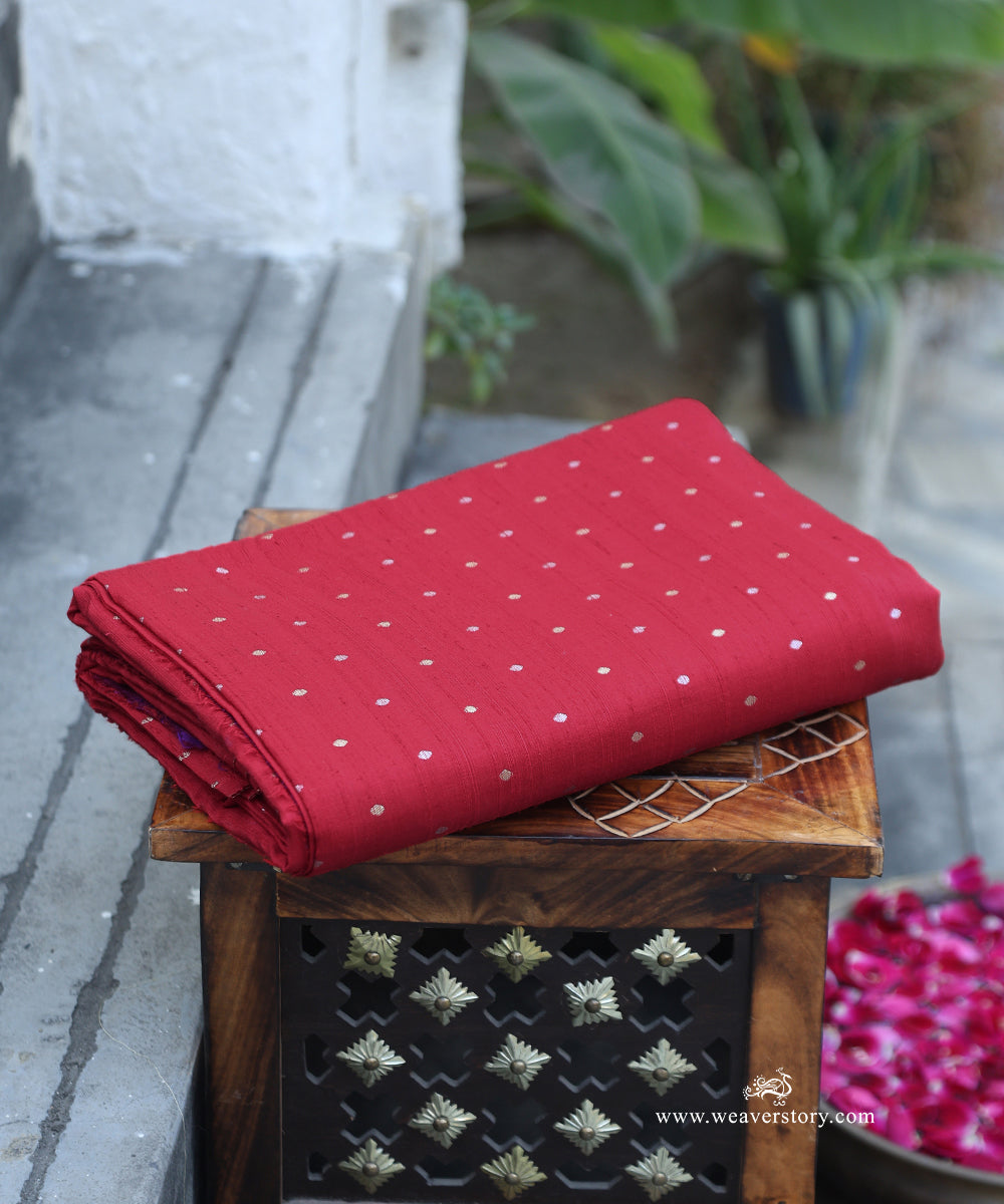 Handloom_Red_Raw_Silk_Banarasi_Fabric_With_Small_Zari_Booti_WeaverStory_01