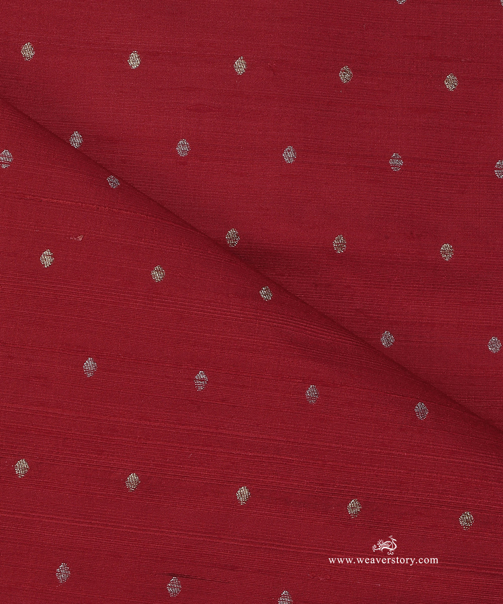 Handloom_Red_Raw_Silk_Banarasi_Fabric_With_Small_Zari_Booti_WeaverStory_04