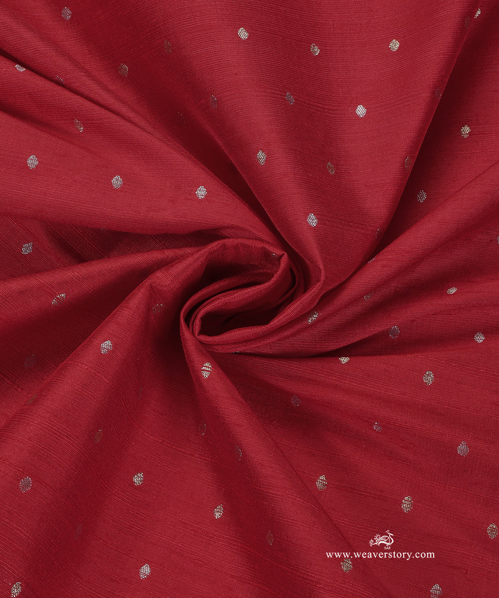 Handloom_Red_Raw_Silk_Banarasi_Fabric_With_Small_Zari_Booti_WeaverStory_05