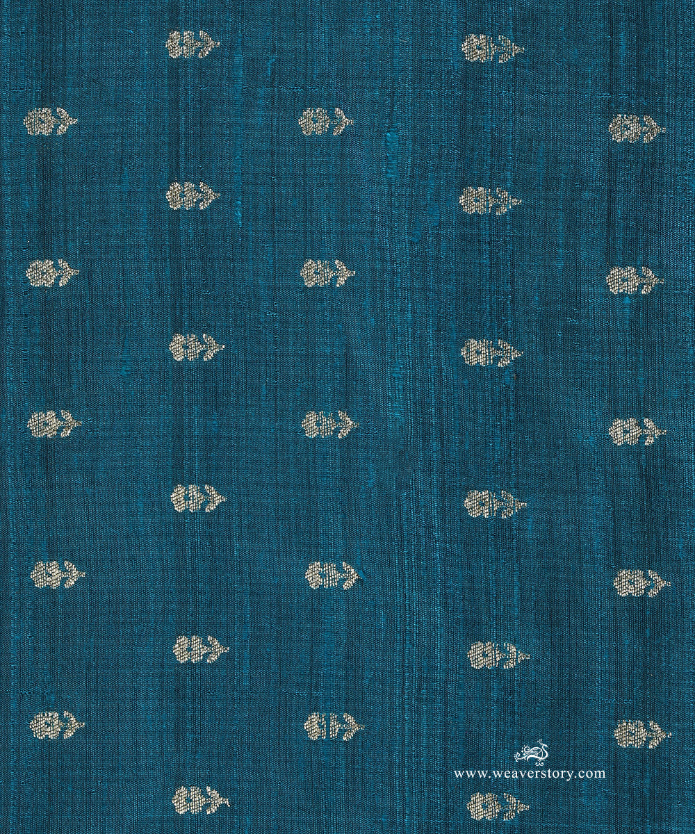 Handloom_Teal_Pure_Raw_Silk_Banarasi_Fabric_With_Small_Gold_Zari_Booti_WeaverStory_03