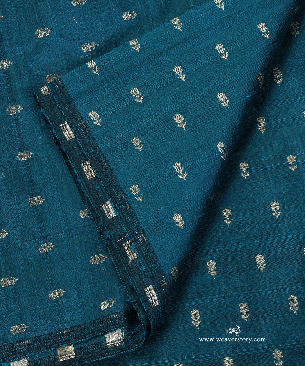 Handloom_Teal_Pure_Raw_Silk_Banarasi_Fabric_With_Small_Gold_Zari_Booti_WeaverStory_04