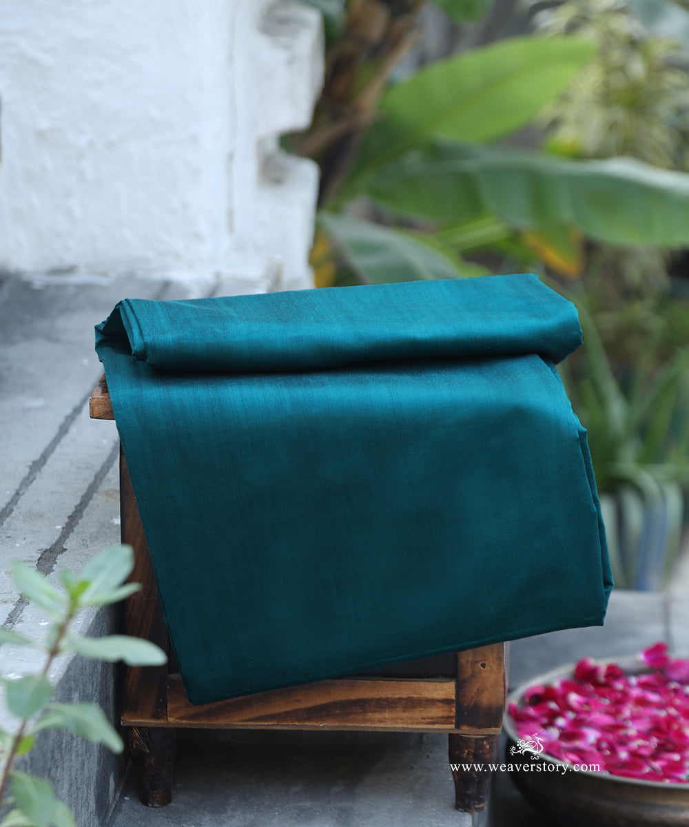 Dark_Green_Handloom_Pure_Mushroo_Silk_Banarasi_Fabric_WeaverStory_01