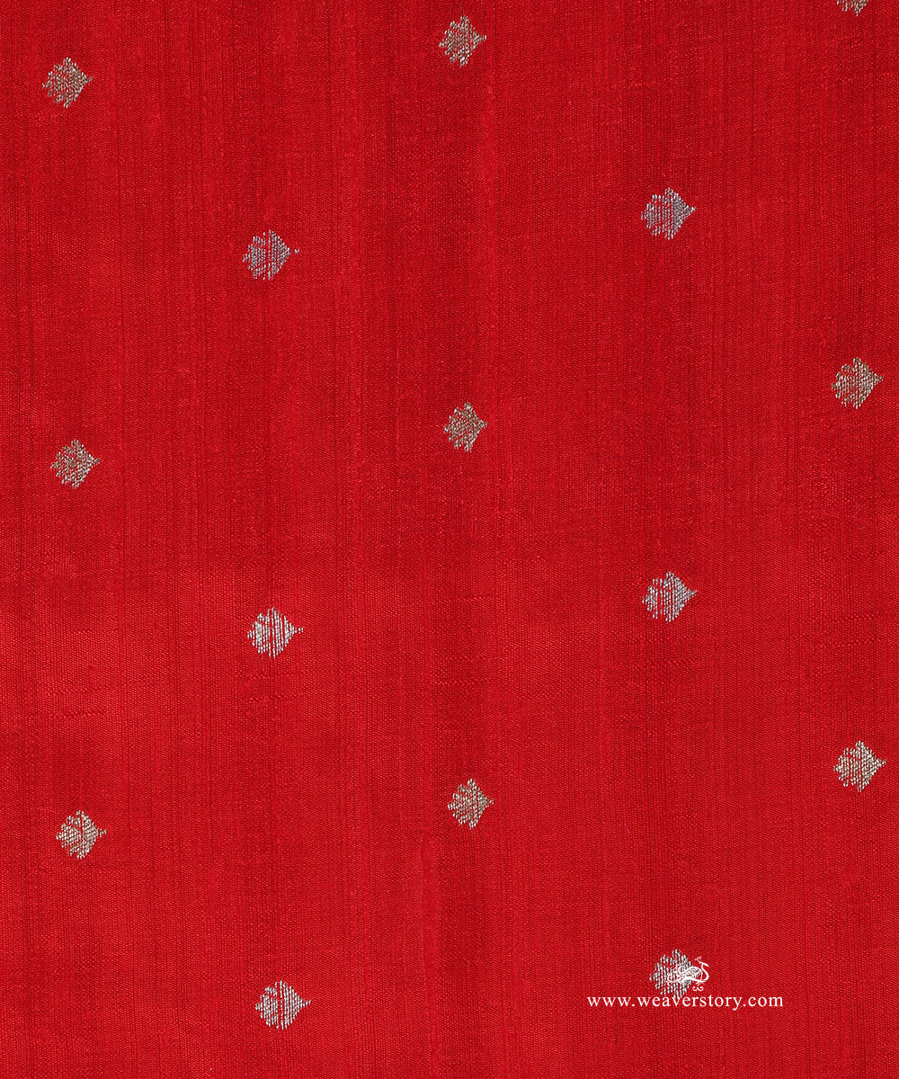 Handloom_Red_Pure_Tussar_Silk_Banarasi_Fabric_With_Sona_Rupa_Zari_Cutwork_Booti_WeaverStory_03