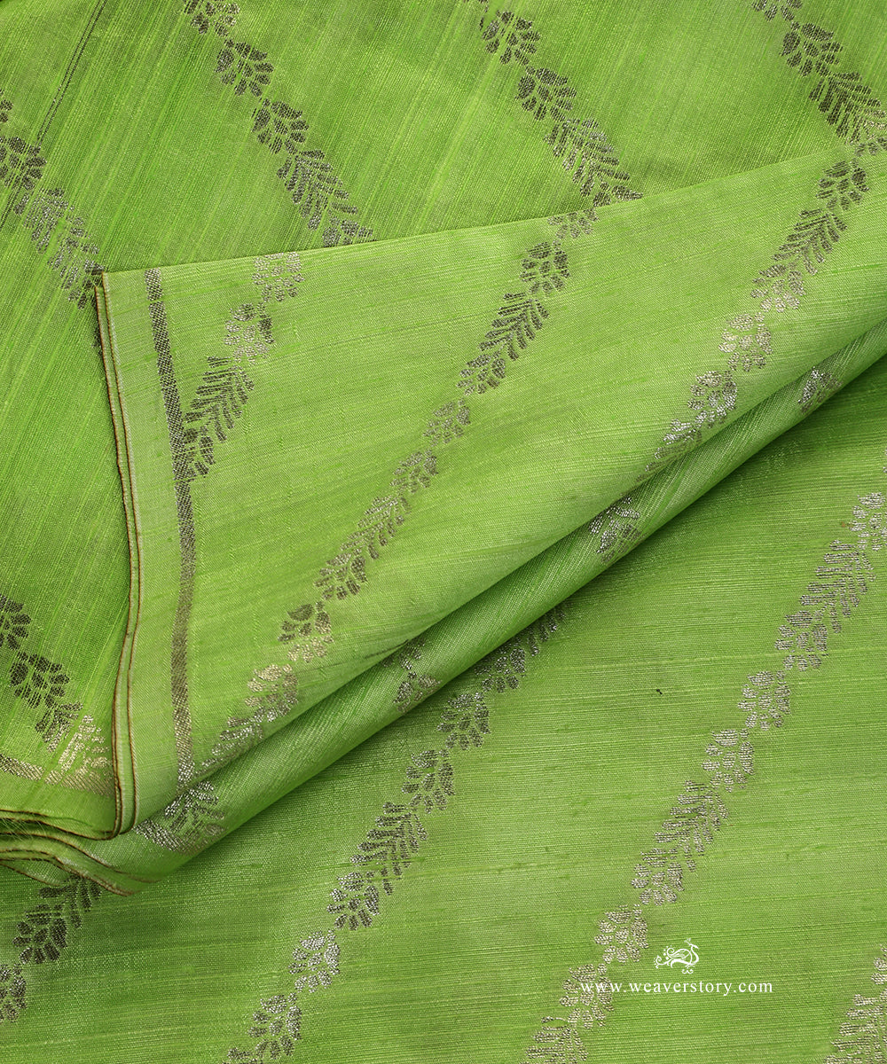 Bright_Neon_Green_Handloom_Pure_Tussar_Silk_Banarasi_Fabric_With_Zari_Work_WeaverStory_04