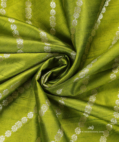 Bright_Heena_Green_Handloom_Pure_Tussar_Silk_Banarasi_Fabric_With_Aada_Zari_Work_WeaverStory_05