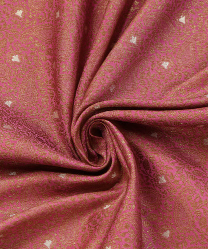 Magenta_Handloom_Pure_Katan_Silk_Kimkhab_Banarasi_Fabric_In_Antique_Zari_With_Paisley_Motifs_WeaverStory_05