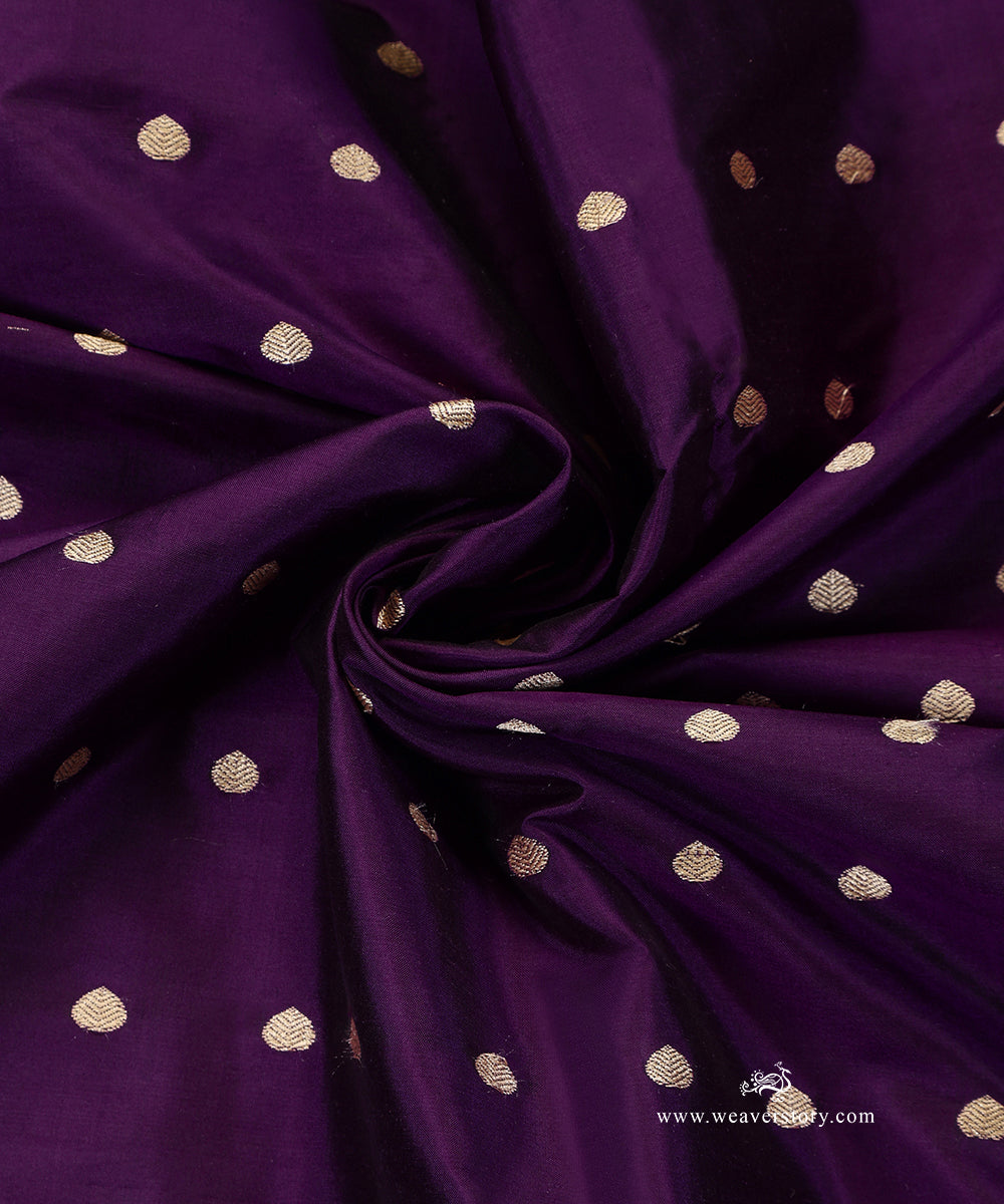 Handloom_Dark_Purple_Pure_Katan_Silk_Banarasi_Fabric_With_Cutwork_Booti_WeaverStory_05