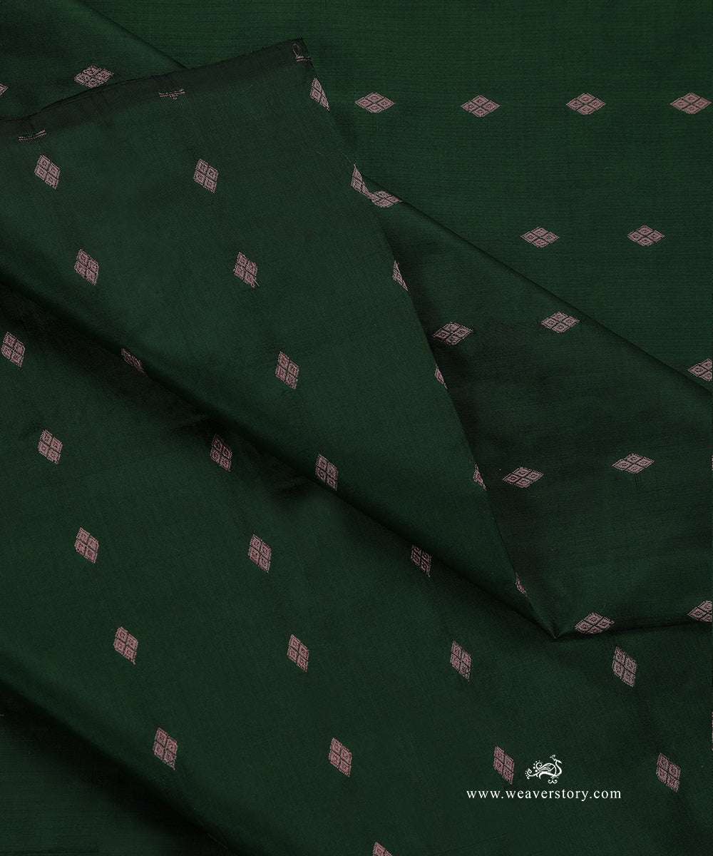 Dark_Green_Handloom_Pure_Katan_Silk_Banarasi_Fabric_With_Cutwork_Booti_WeaverStory_04