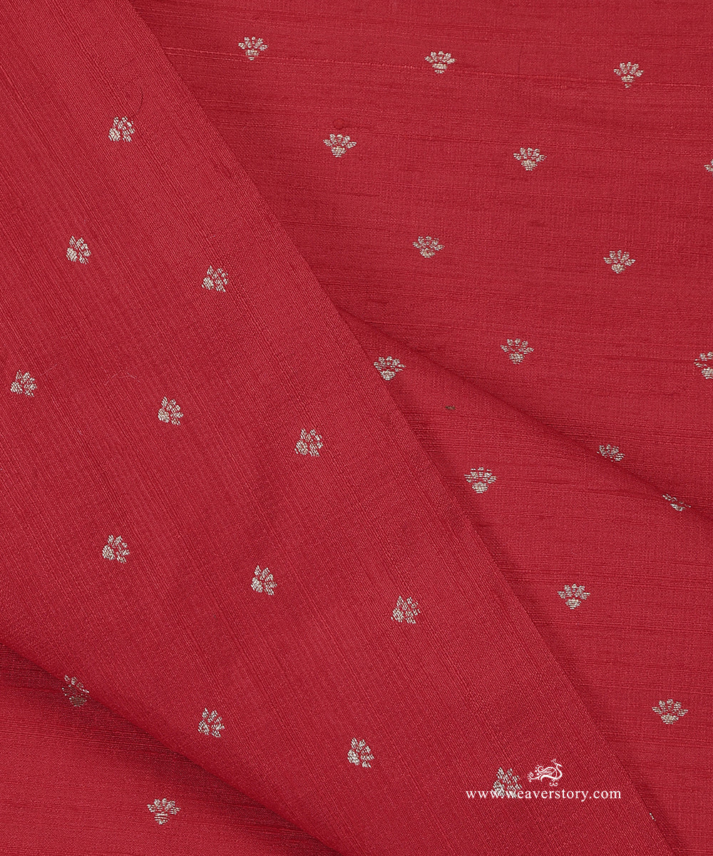 Red_Handloom_Pure_Tussar_Silk_Banarasi_Fabric_With_Cutwork_Booti_WeaverStory_04