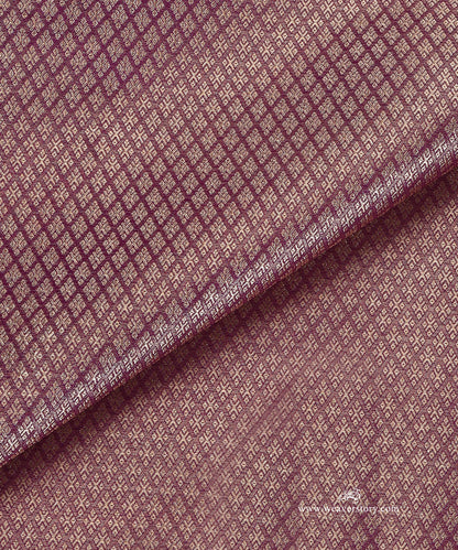 Purple_Handloom_Pure_Katna_Silk_With_Tissue_Kimkhab_Banarasi_Fabric_Barfi_Motif_WeaverStory_04