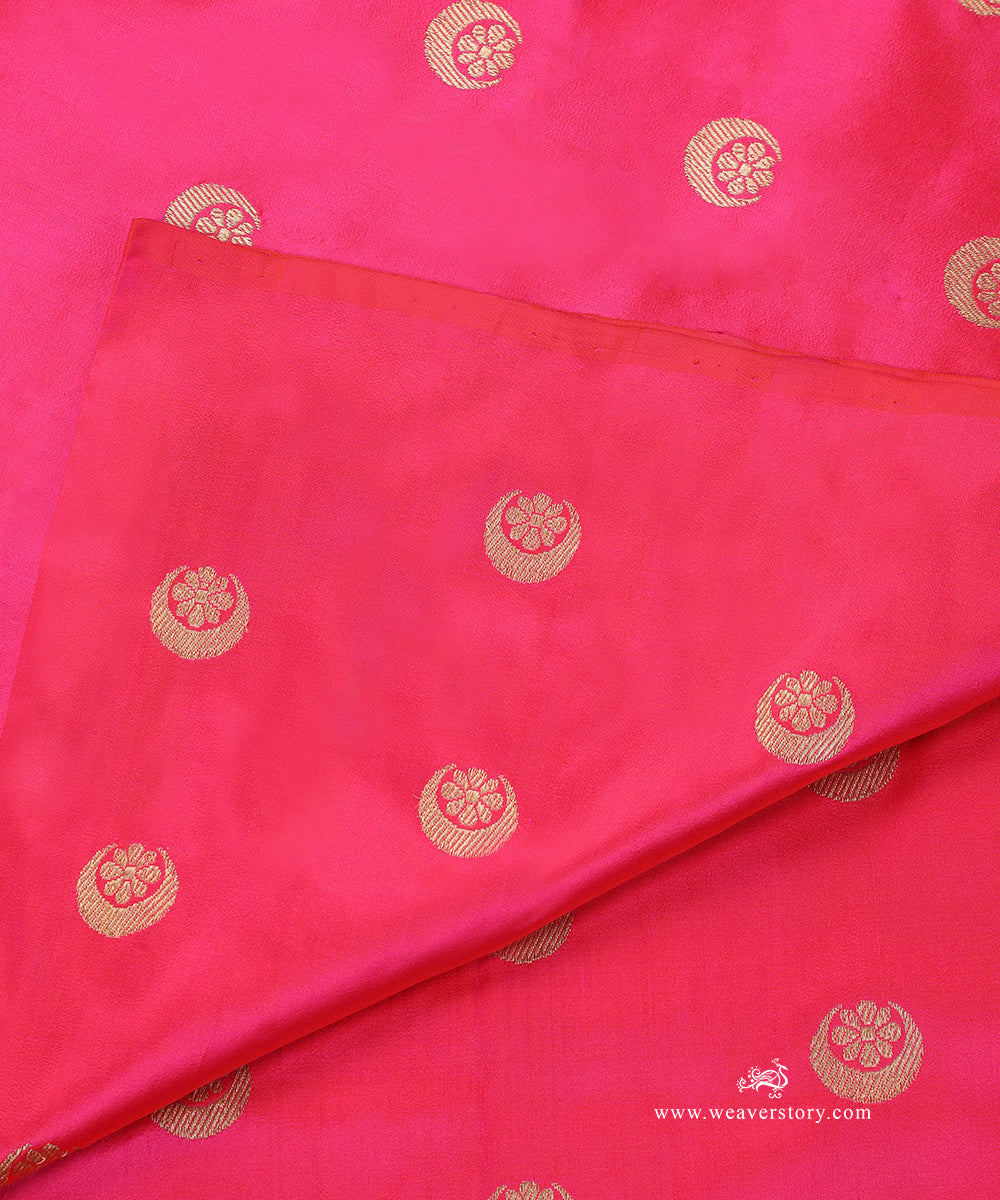 Hot_Pink_Handloom_Pure_Katan_Silk_Banarasi_Fabric_With_Kadhwa_Chand_Boota_WeaverStory_04