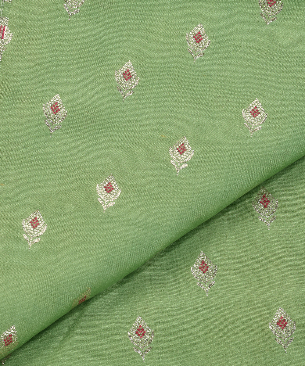 Light_Green_Handloom_Pure_Mulberry_Silk_Banarasi_Fabric_With_Meenakari_Booti_WeaverStory_04