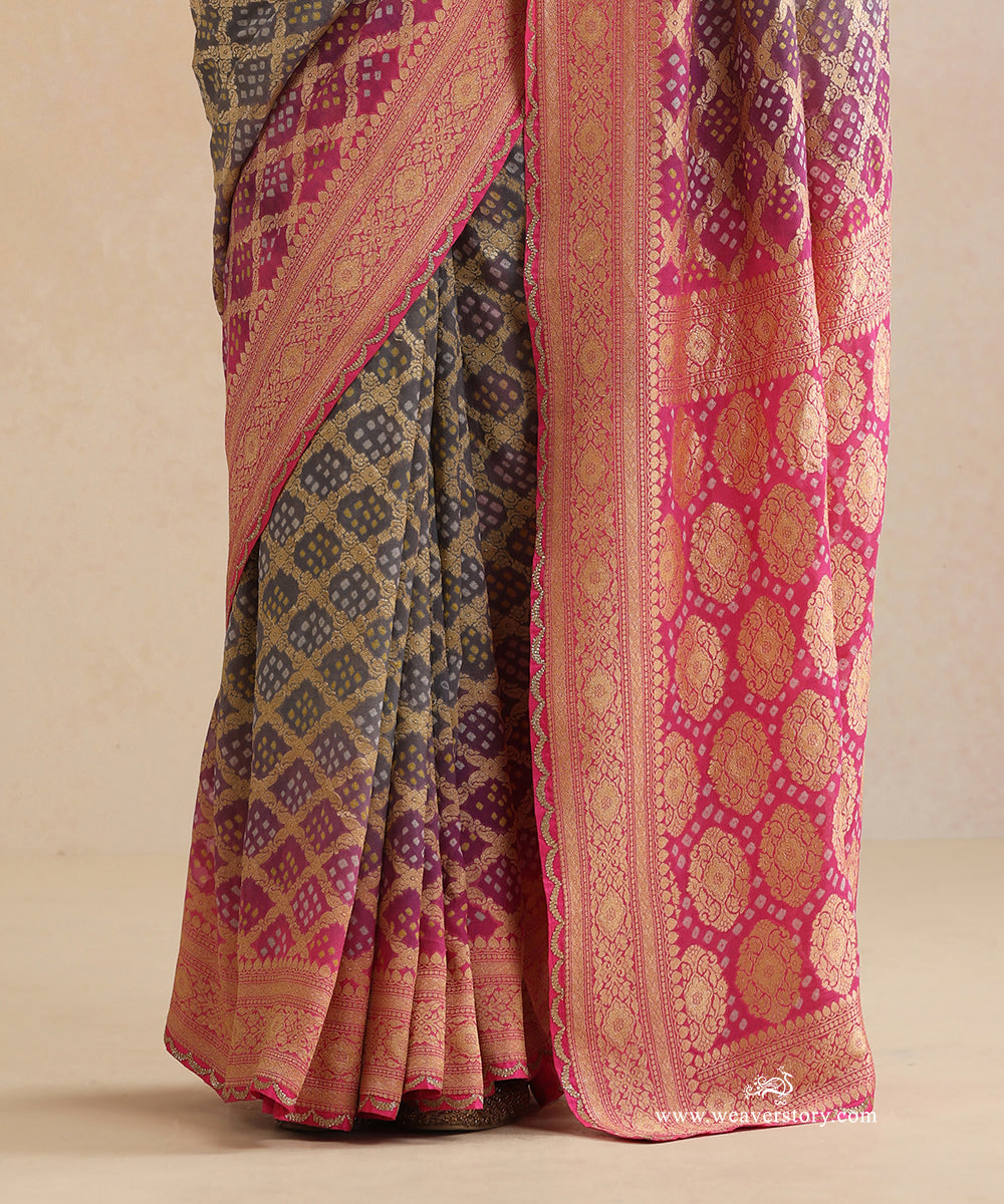Pink_And_Grey_Handloom_Pure_Georgette_Bandhani_Saree_With_Zari_Checks_And_Extender_Border_WeaverStory_04