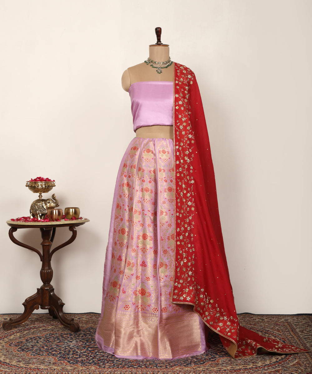 Handloom Light Mauve Pure Katan Silk Kadhwa Banarasi Lehenga With Meenakari
