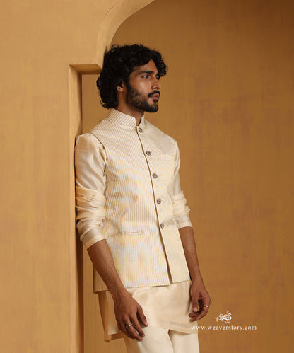 Offwhite_Hand_Embroidered_Chanderi_Kurta_Set_With_Tissue_Nehru_Jacket_And_Embroidered_Buttons_WeaverStory_02