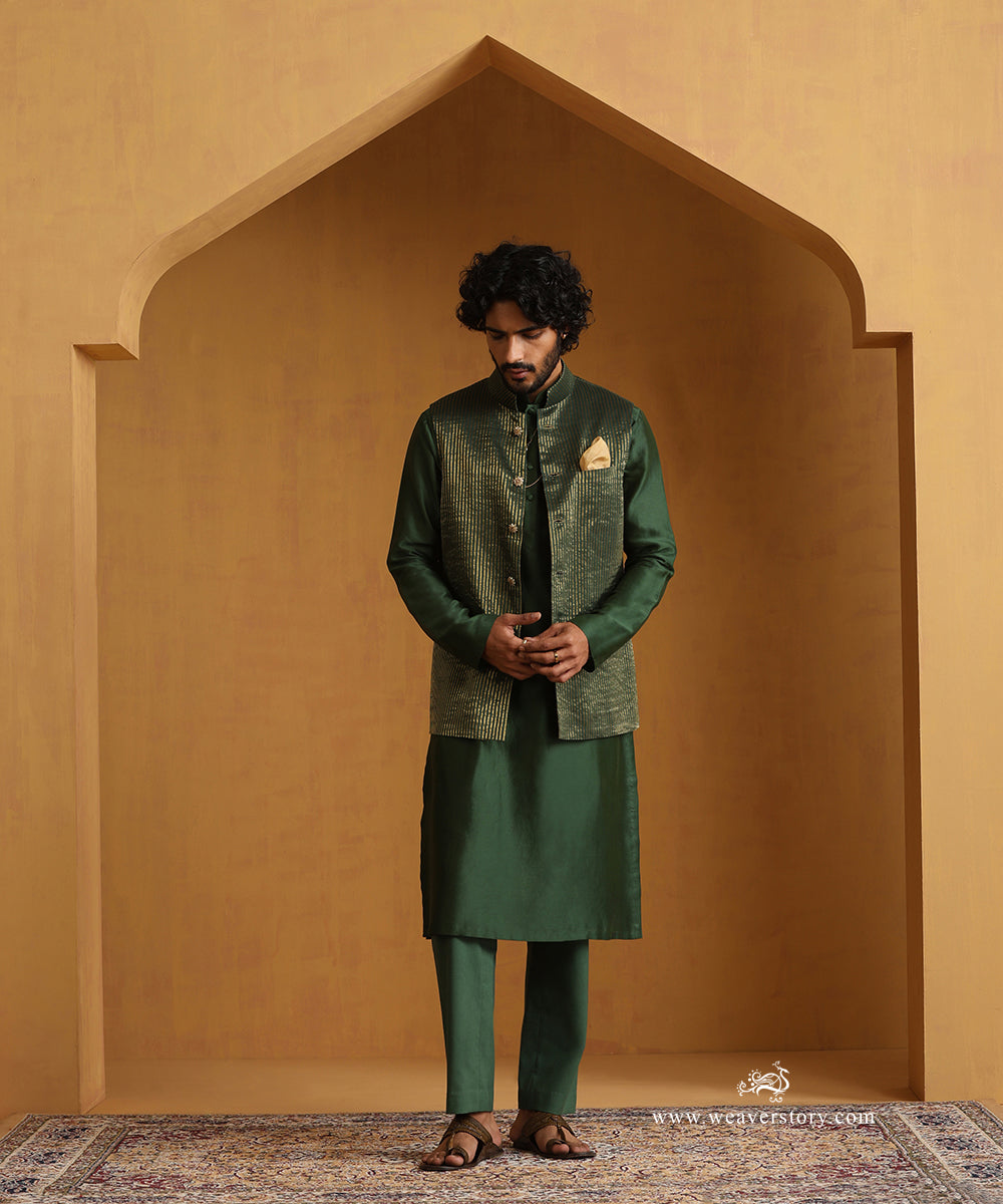 Green_Hand_Embroidered_Chanderi_Kurta_Set_With_Tissue_Nehru_Jacket_And_Embroidered_Bottons_WeaverStory_01