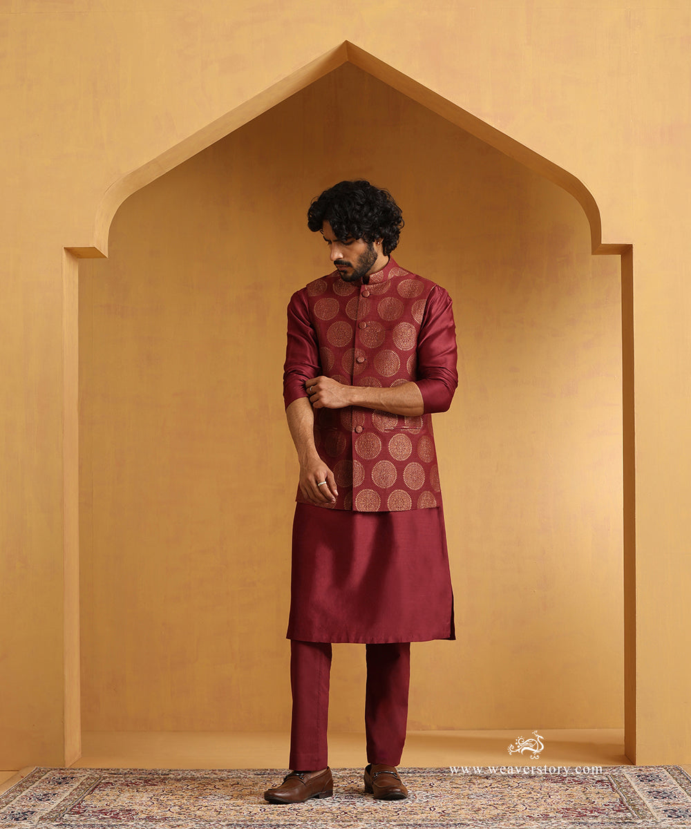 Maroon_Hand_Embroidered_Chanderi_Kurta_Set_With_Moonga_Silk_Nehru_Jacket_WeaverStory_01