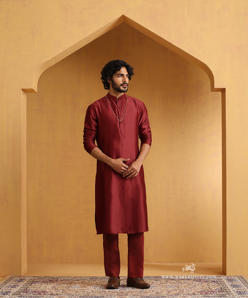 Maroon_Hand_Embroidered_Chanderi_Kurta_Set_With_Moonga_Silk_Nehru_Jacket_WeaverStory_03