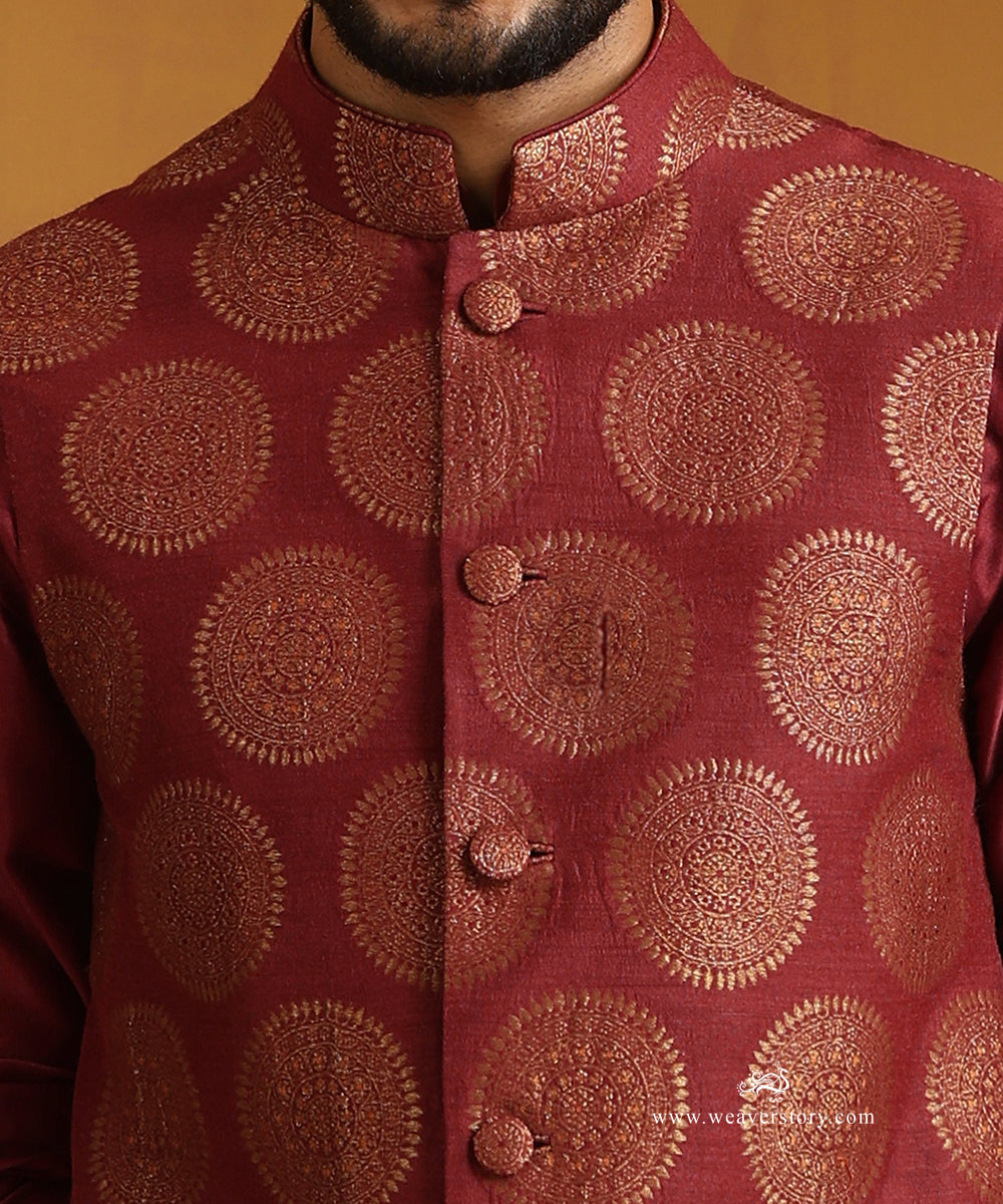 Maroon_Hand_Embroidered_Chanderi_Kurta_Set_With_Moonga_Silk_Nehru_Jacket_WeaverStory_06