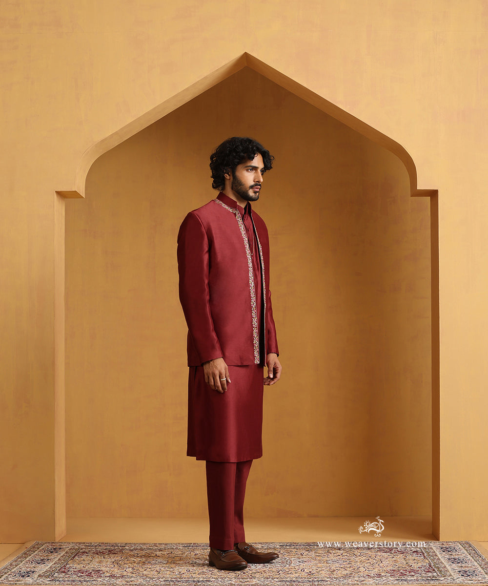 Maroon_Hand_Embroidered_Chanderi_Kurta_Set_With_Chanderi_Silk_Bandgala_Nehru_Jacket_WeaverStory_05