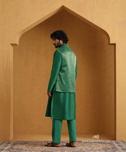 Emerald Green Chanderi Kurta Set With Tissue Nehru Jacket And Embroidered Buttons