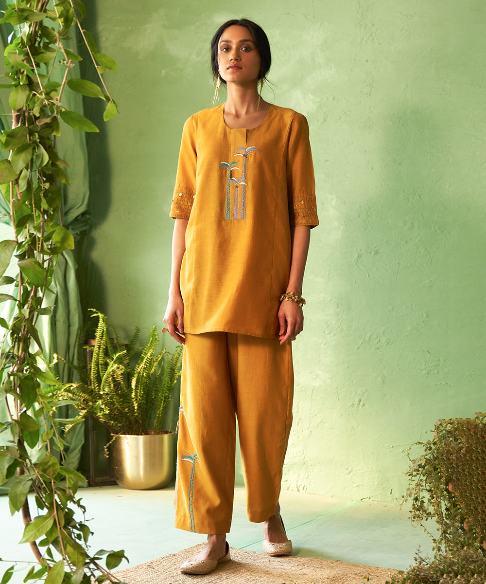 Kinaara Palm Embridered Co-ord Set