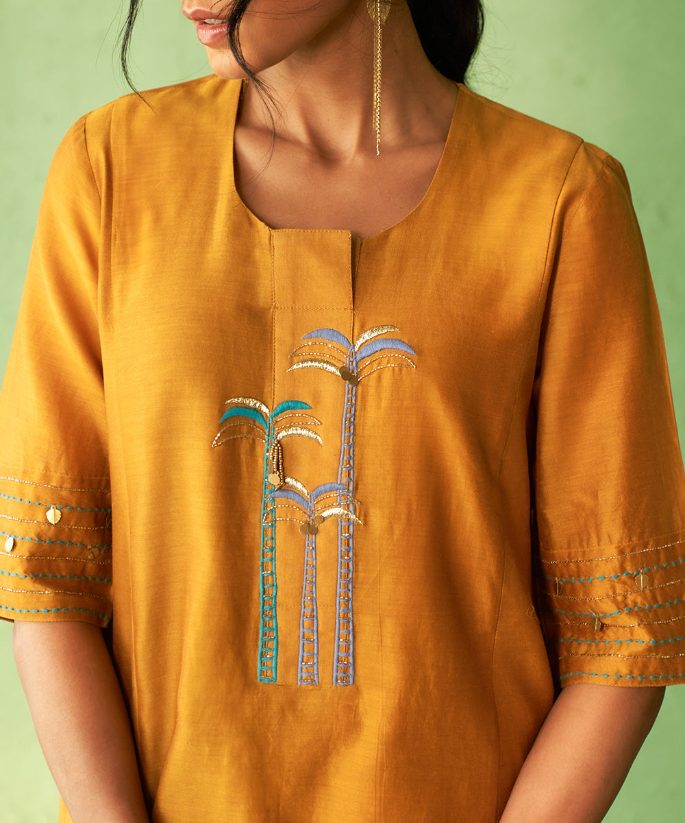 Kinaara Palm Embridered Co-ord Set