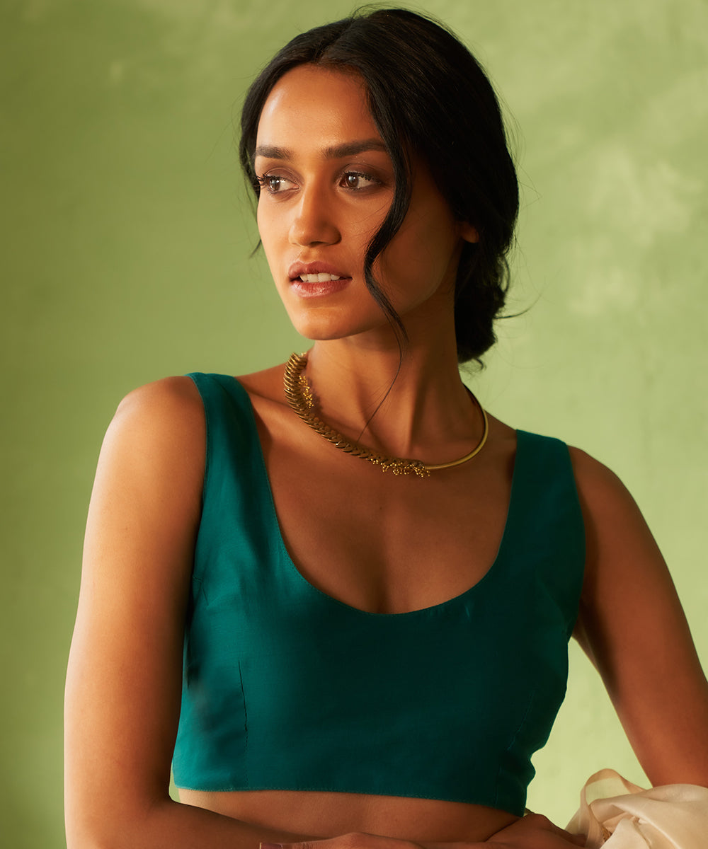Kinaara Off-White Chanderi Saree with Peacock Green Blouse