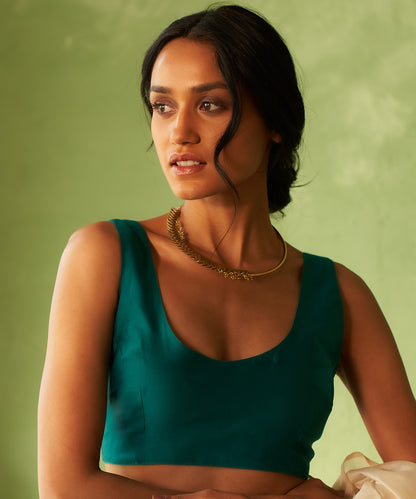 Kinaara Off-White Chanderi Saree with Peacock Green Blouse