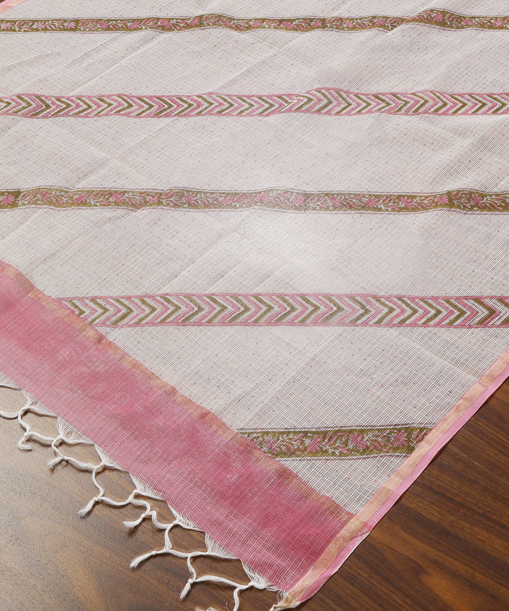 White_Cotton_Kota_Doria_Dupatta_With_Aada_Hand_Block_Printing_WeaverStory02