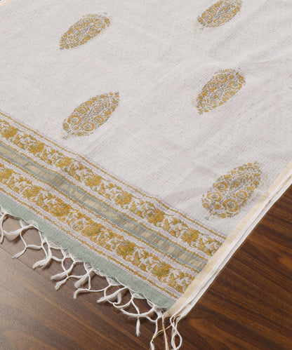 White_Cotton_Kota_Doria_Dupatta_With_Mustard_Floral_Hand_Block_Printing_WeaverStory02