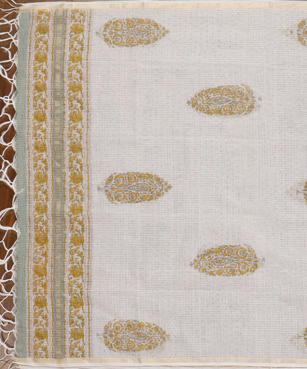 White_Cotton_Kota_Doria_Dupatta_With_Mustard_Floral_Hand_Block_Printing_WeaverStory03