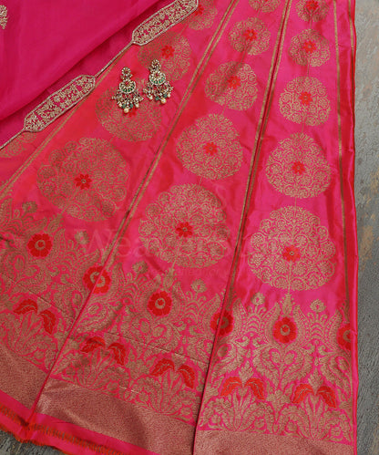 Handloom_Hot_Pink_Pure_Katan_Silk_Antique_Zari_Banarasi_Lehenga_With_Red_Meena_WeaverStory_01