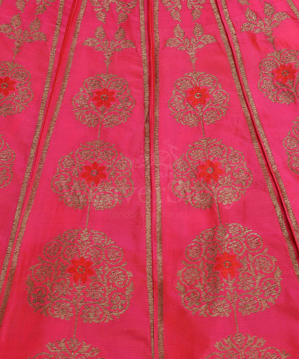 Handloom_Hot_Pink_Pure_Katan_Silk_Antique_Zari_Banarasi_Lehenga_With_Red_Meena_WeaverStory_03