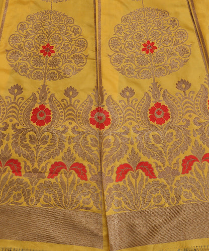 Handloom_Yellow_Pure_Katan_Silk_Antique_Zari_Banarasi_Lehenga_With_Pink_Meena_WeaverStory_04