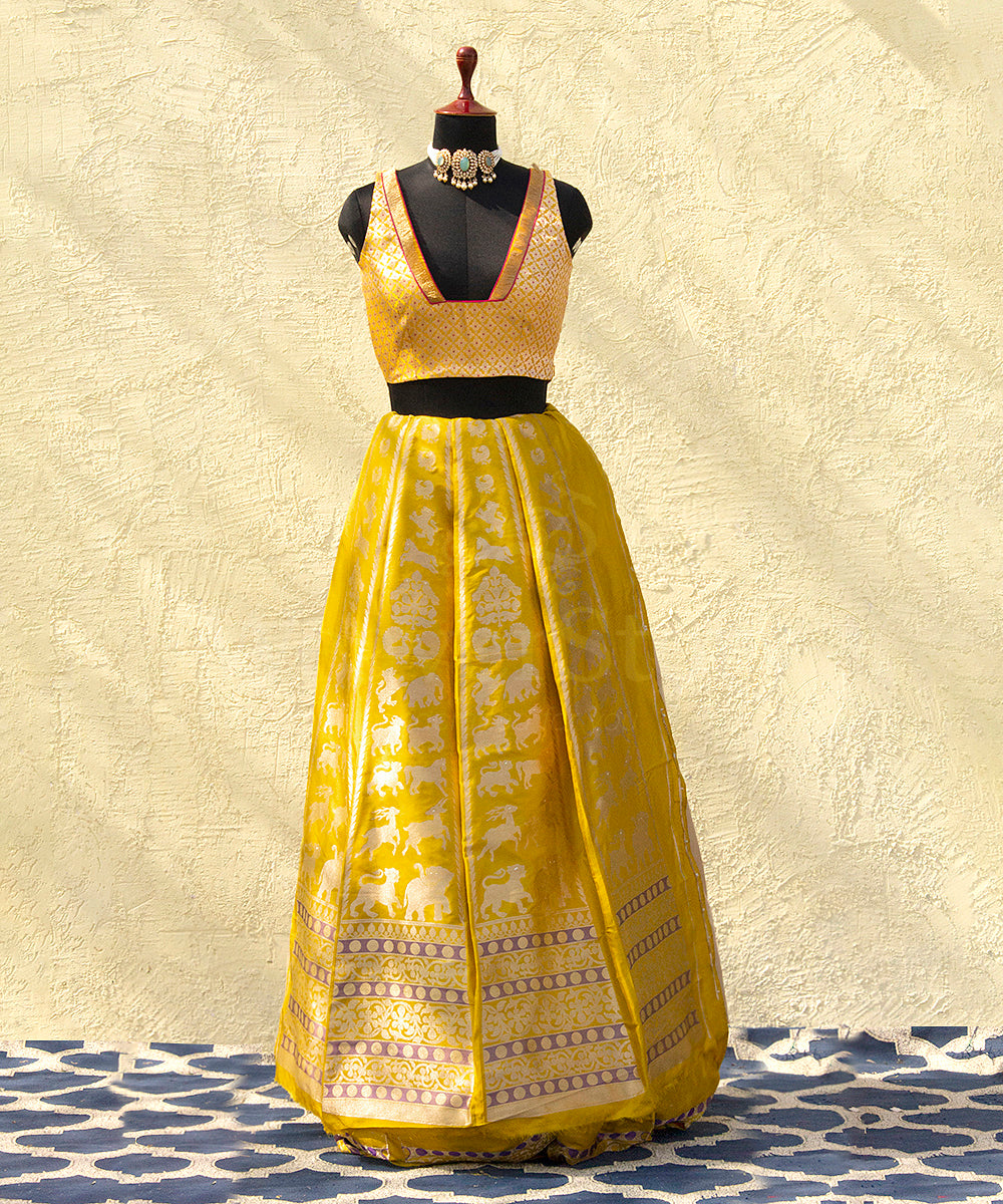 Mustard_Handloom_Shikargah_Banarasi_Lehenga_with_Zari_Work_WeaverStory_03