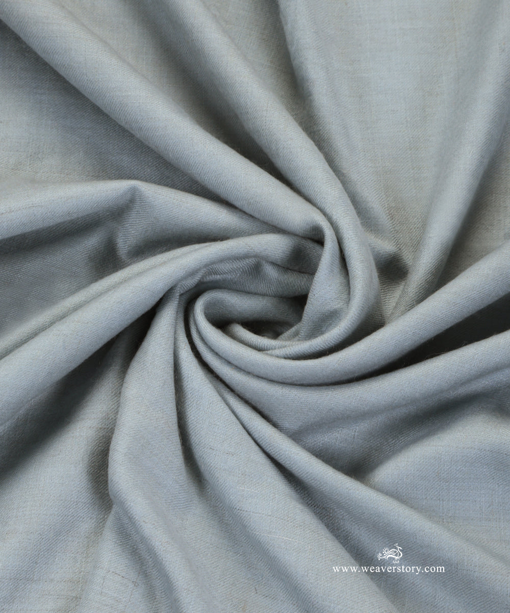 Ice_Blue_Handwoven_Pure_Pashmina_Shawl_With_Soznikari_Border_WeaverStory_05