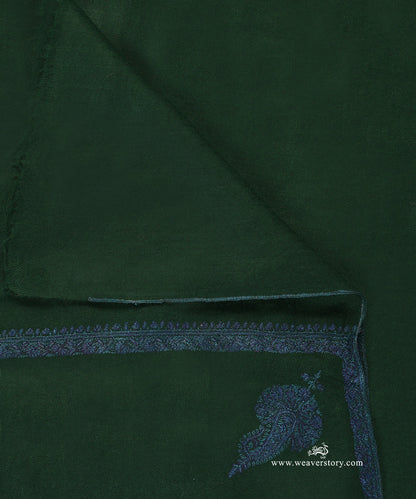 Dark_Green_Handwoven_Pure_Pashmina_Shawl_With_Soznikari_Border_WeaverStory_04