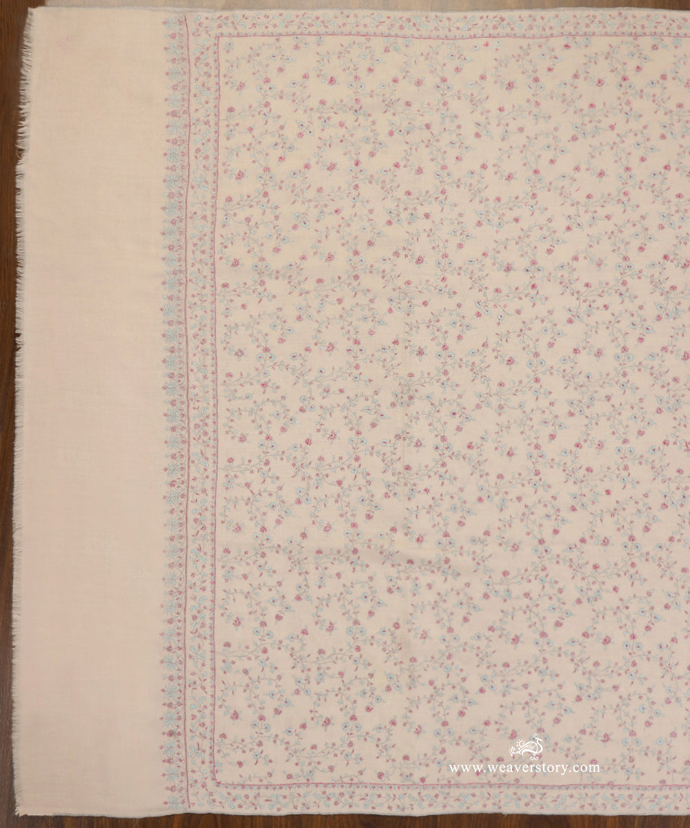 Beige_Pure_Pashmina_Shawl_With_Soznikari_Jaal_WeaverStory_03