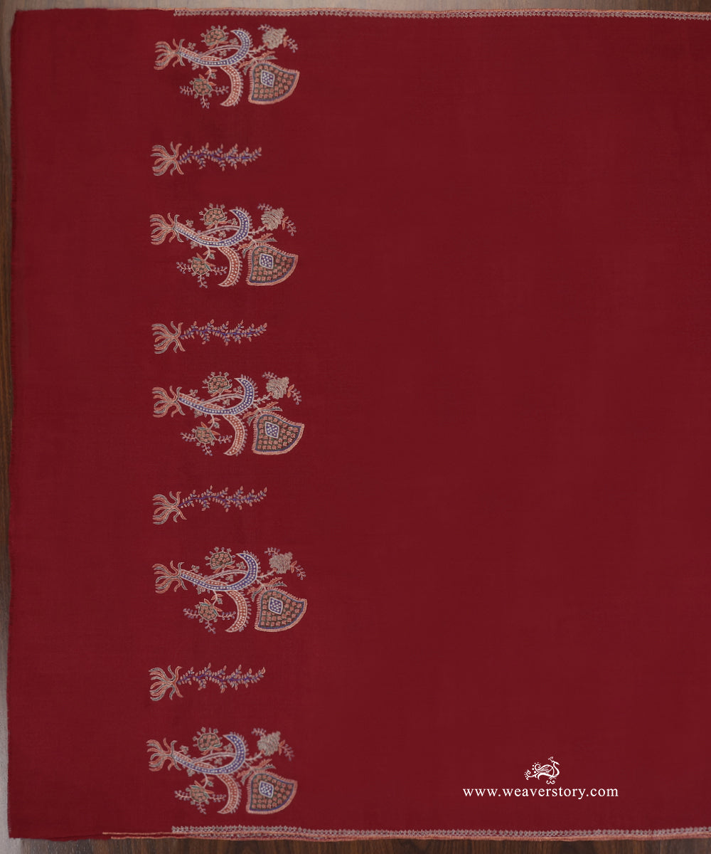 Red_Pure_Pashmina_Shawl_With_Border_On_Palla_WeaverStory_03