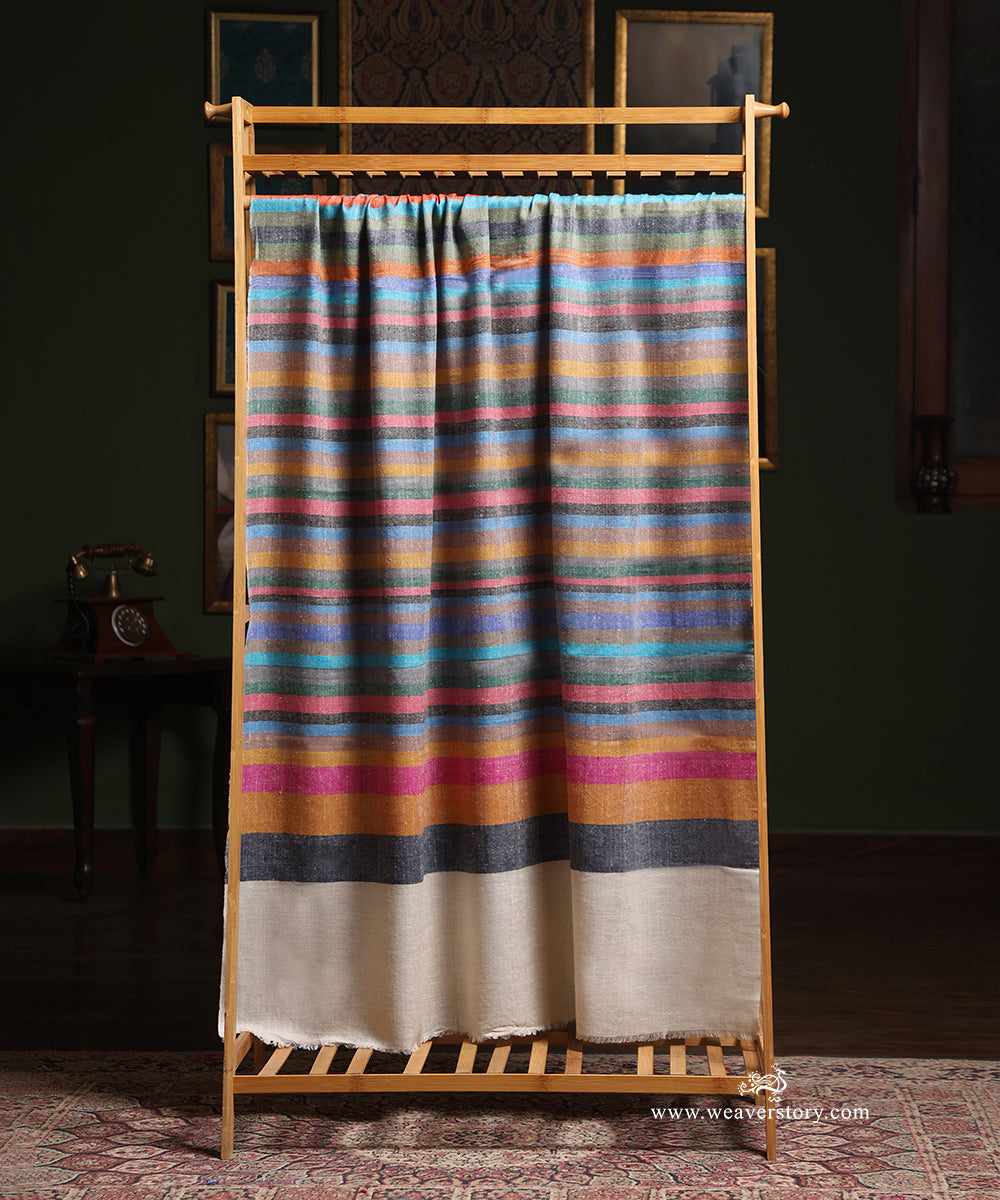 Multicolour_Pure_Pashmina_Shawl_With_Ikat_Weaving_WeaverStory_02