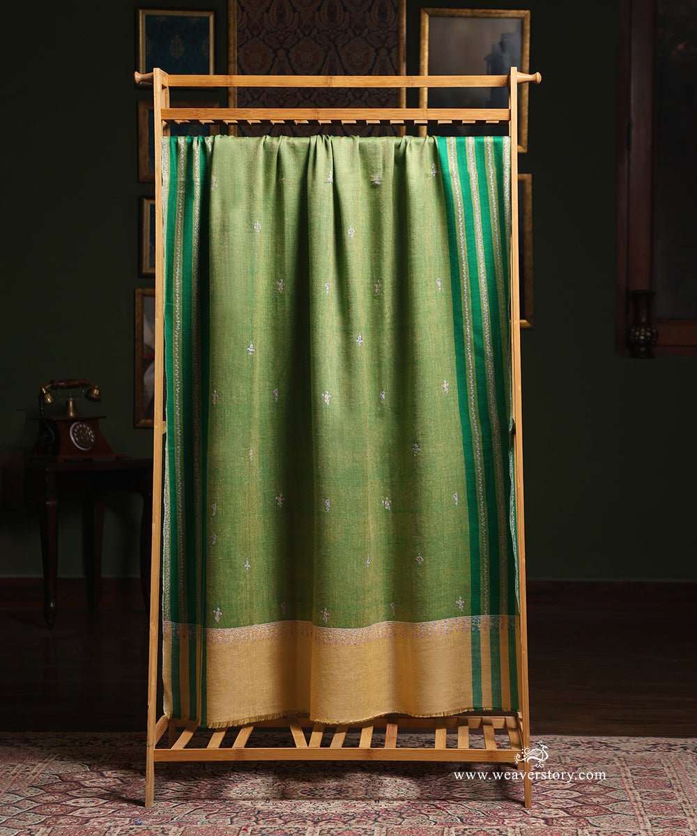 Green_Pure_Pashmina_Shawl_With_Ikat_Weaving_And_Soznikari_Booti_WeaverStory_02