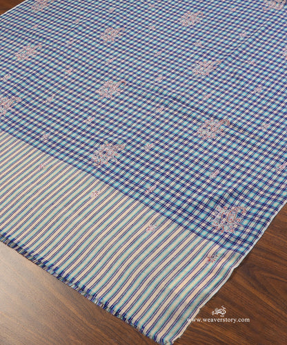 Blue_Checkered_Pure_Pashmina_Shawl_With_Ikat_Weaving_And_Soznikari_Booti_WeaverStory_04
