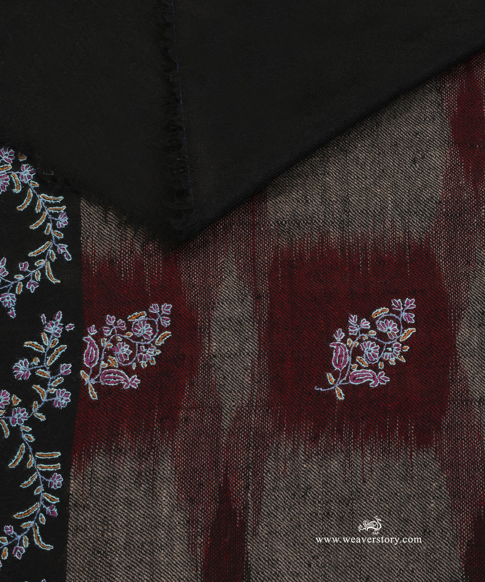 Black_Pure_Pashmina_Shwal_With_Ikat_Weaving_WeaverStory_05
