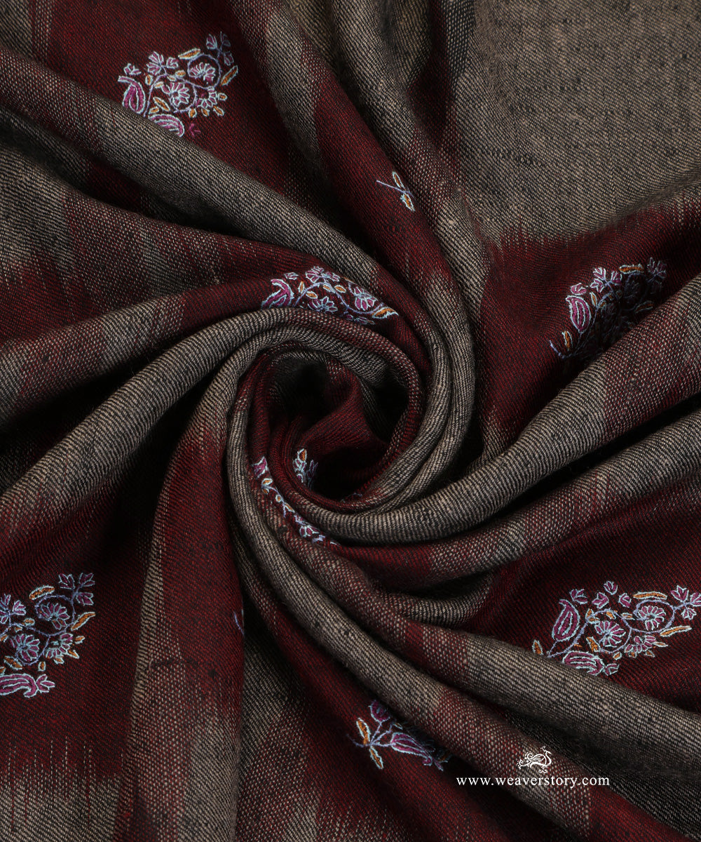 Black_Pure_Pashmina_Shwal_With_Ikat_Weaving_WeaverStory_06